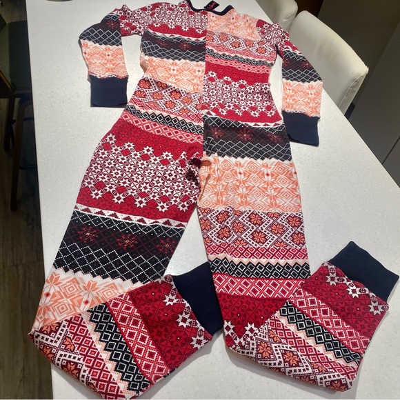 Las Senza Christmas waffle jumpsuit w holiday vibe w cottage cabin vibe - Picture 10 of 13